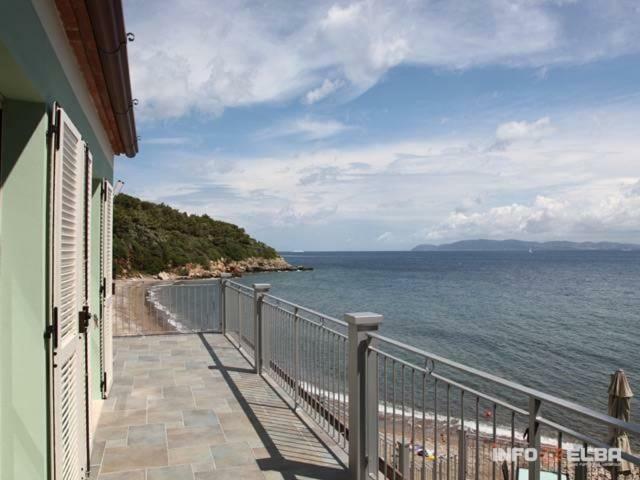 B&B Le Fornacelle Rio Marina Exterior foto